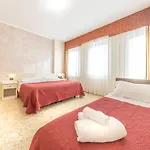 Hotel Gold 3*