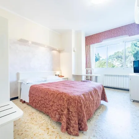 Hotel Gold 3*