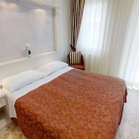 Hotel Gold