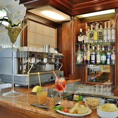 Hotel Gold 3*