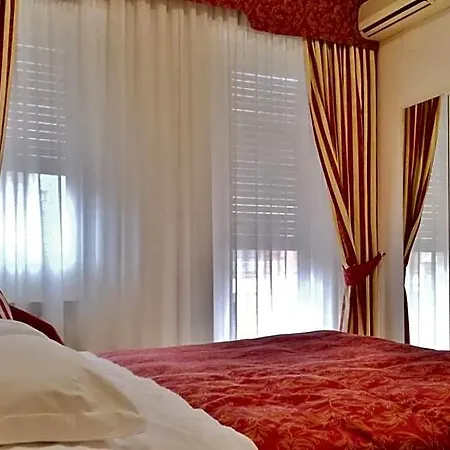 Hotel Gold