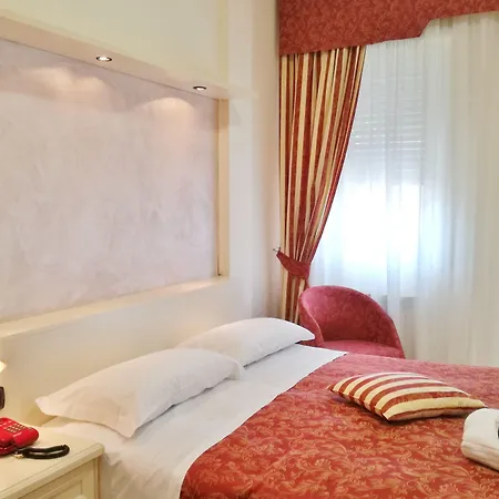 Hotel Gold 3*